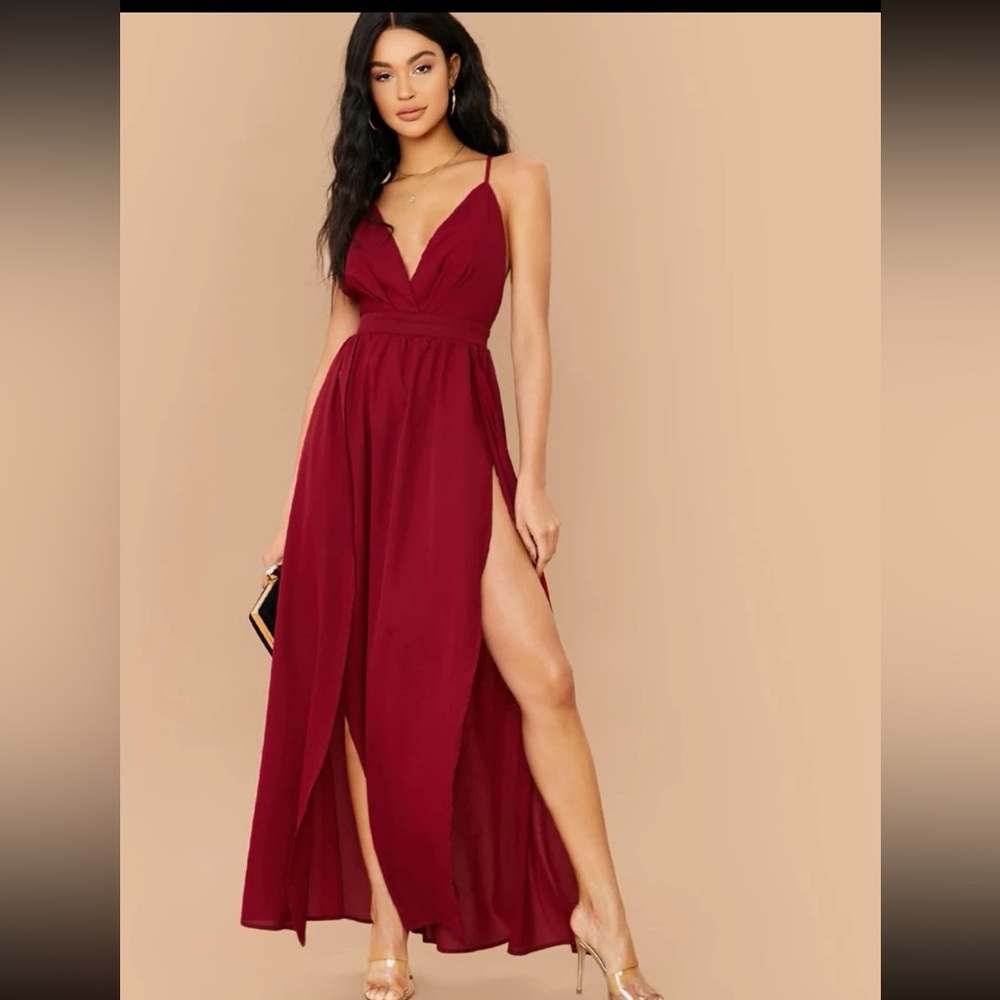 Maxi red dress w/ 2 high slits